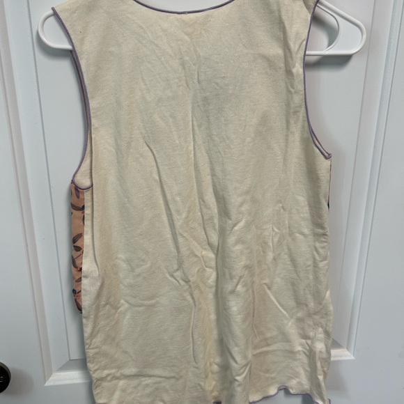 Anna Sui small embellished cream colored top with colored accents - Picture 5 of 6
